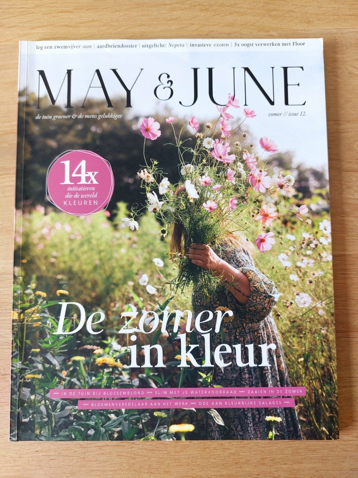 May & June Magazine - Zomer in kleur - Editie 12, Boeken, Tijdschriften en Kranten, Ophalen of Verzenden, Zo goed als nieuw, Overige typen
