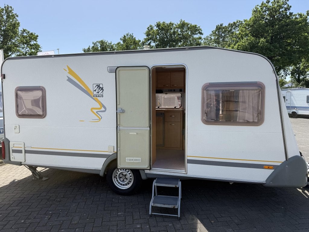 KNAUS SUDWIND 450 TF FRANSBED RONDZIT TENT SUPER NETJES, Caravans en Kamperen, Caravans, Rondzit, Bedrijf, Overige typen, 4 tot 5 meter