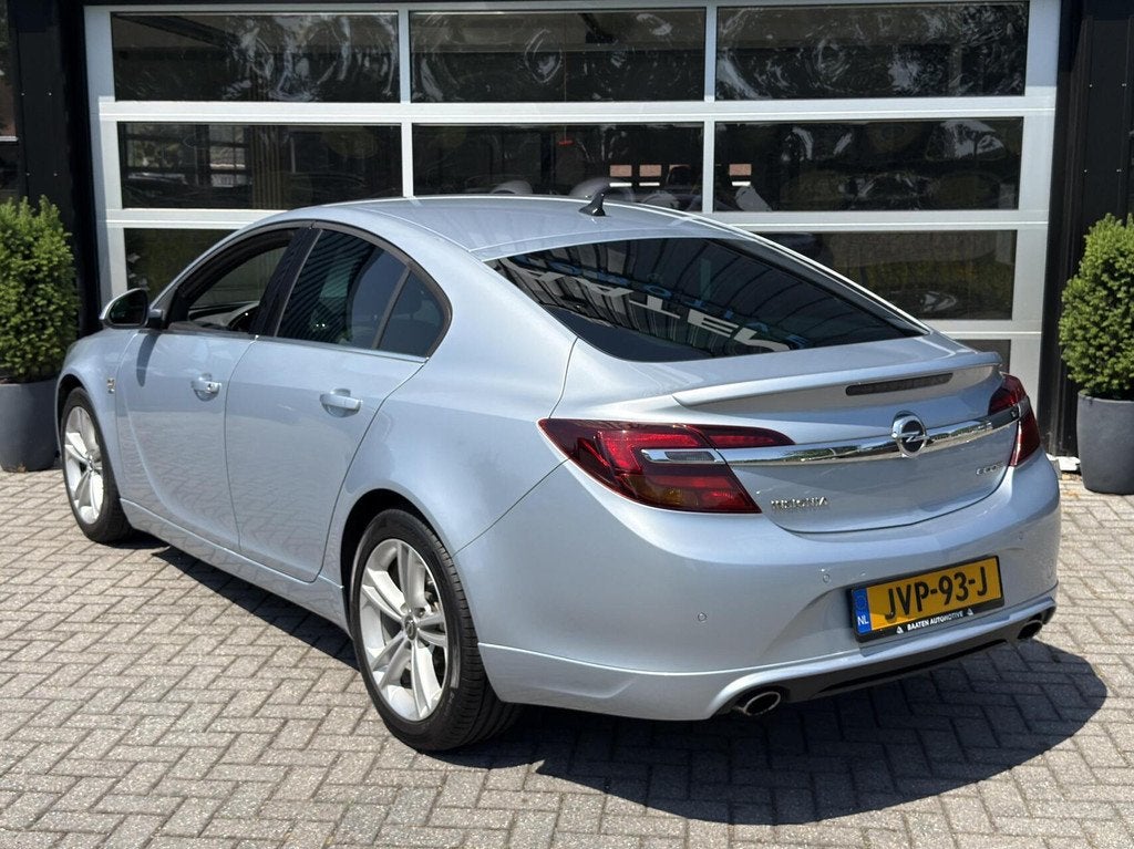 Opel Insignia 1.6 Turbo 170PK |OPC Line |1e eig|Leder|Virtua, Auto's, Opel, Voorwielaandrijving, 4 cilinders, Automatische klimaatregeling