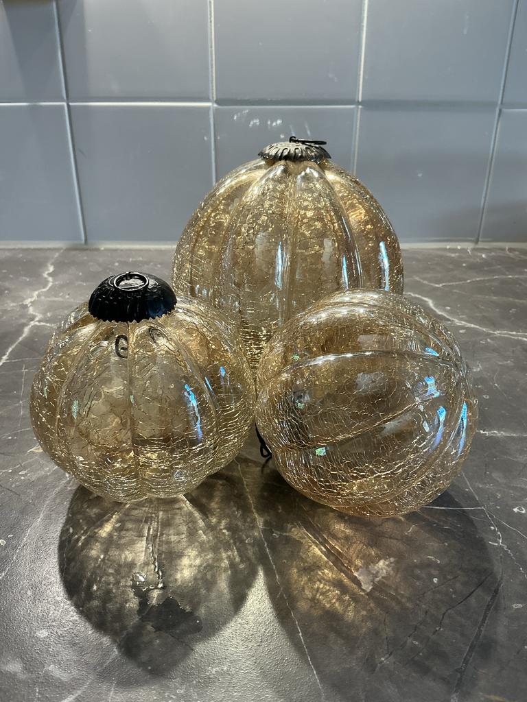 Set van 3 decoratieve glazen pompoenen/ballen, Ophalen of Verzenden, Zo goed als nieuw