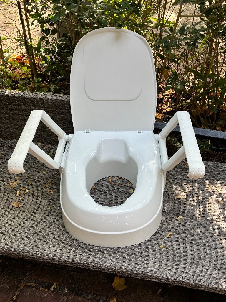 Drive TSE 120 Toiletverhoger met Opklapbare Armsteunen, Ophalen, Zo goed als nieuw