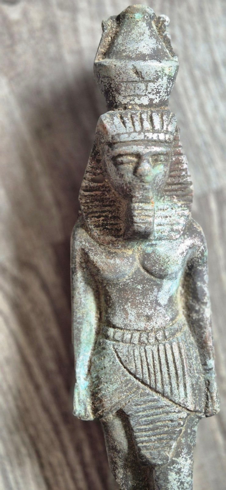 Vintage Egyptisch Farao Beeldje – Brons/Koper met Prachtig P, Ophalen of Verzenden, Gepatineerd, 20 - 50 cm, Beeld