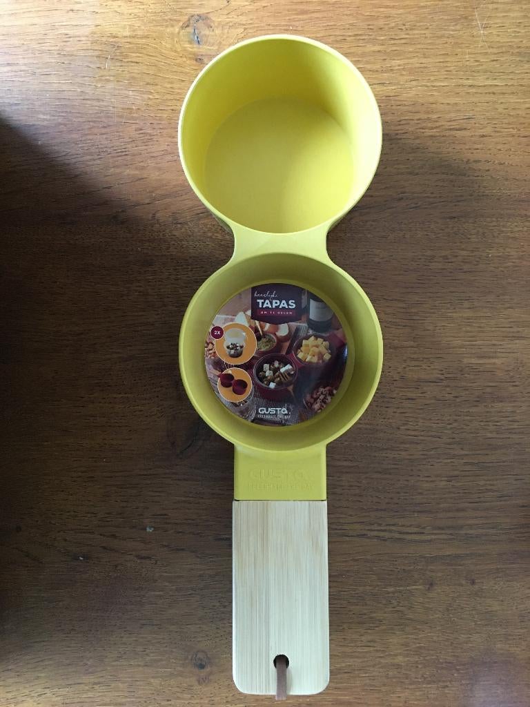 Tapasschaaltjes met Handvat "Gusta" Kleur: Oker geel Nieuw, Huis en Inrichting, Keramiek, Nieuw, Ophalen of Verzenden, Schaal of Schalen