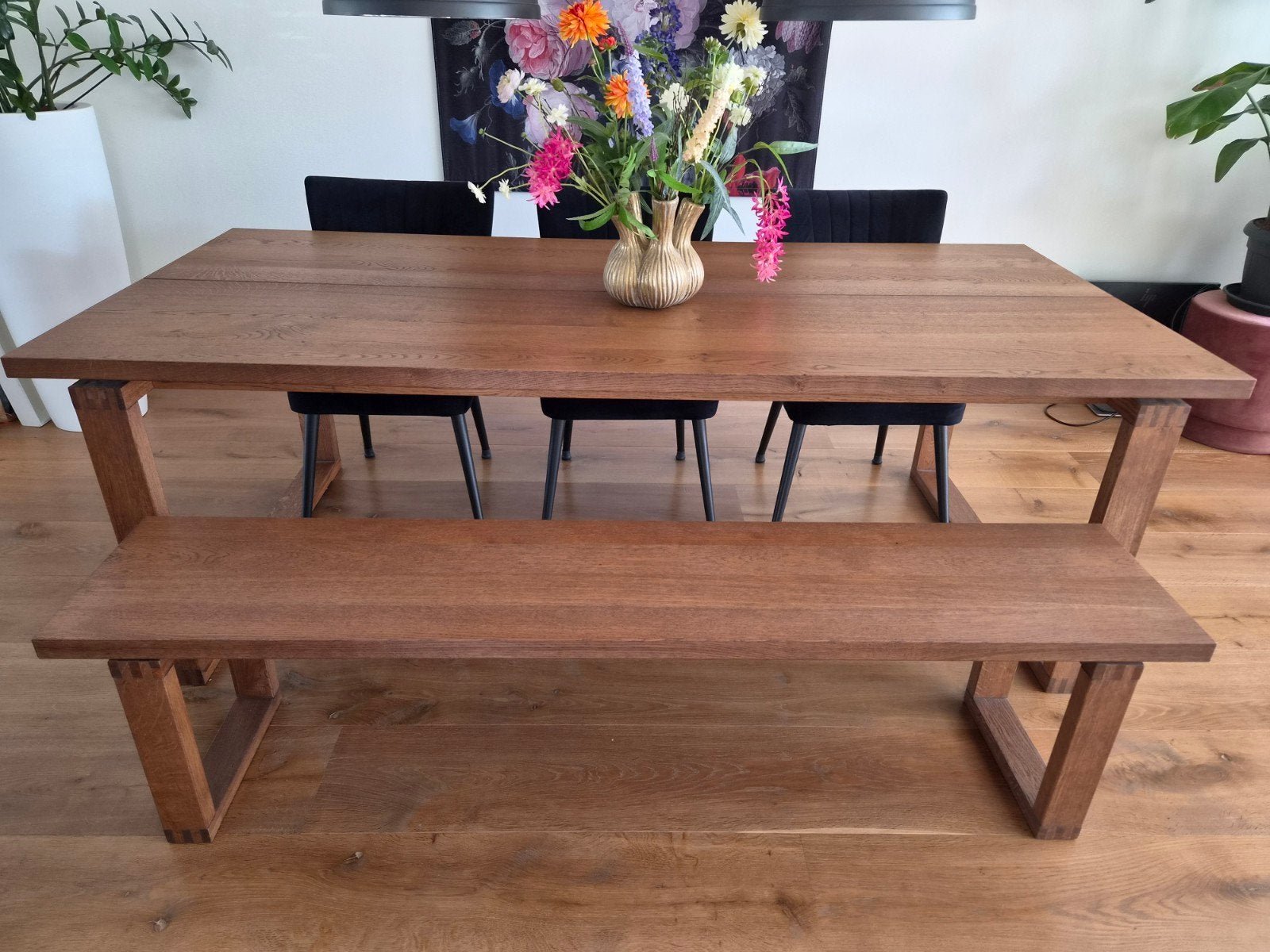 Eettafel 'MÖRBYLÅNGA' van IKEA met bijpassend bankje, Huis en Inrichting, Ophalen, 200 cm of meer, 50 tot 100 cm, Zo goed als nieuw