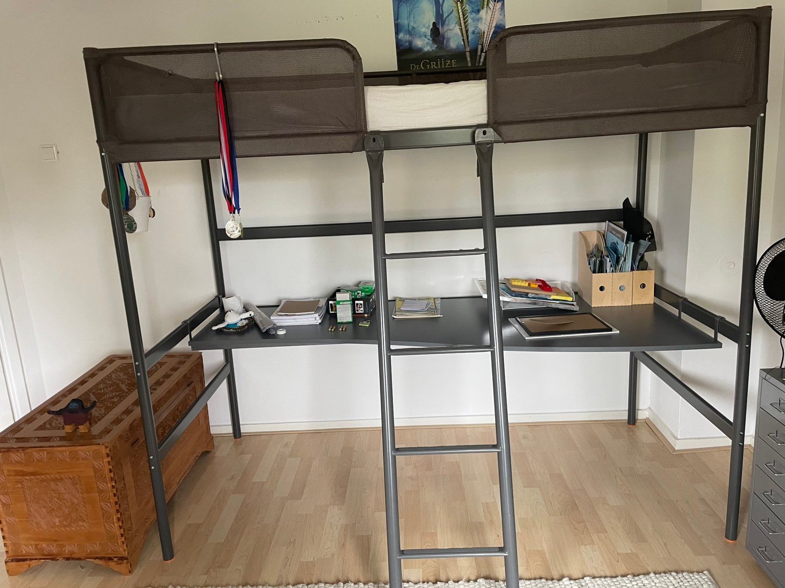 Ikea hoogslaper Tuffing, Huis en Inrichting, Slaapkamer | Stapelbedden en Hoogslapers, Ophalen, Gebruikt, Eenpersoons, 90 cm