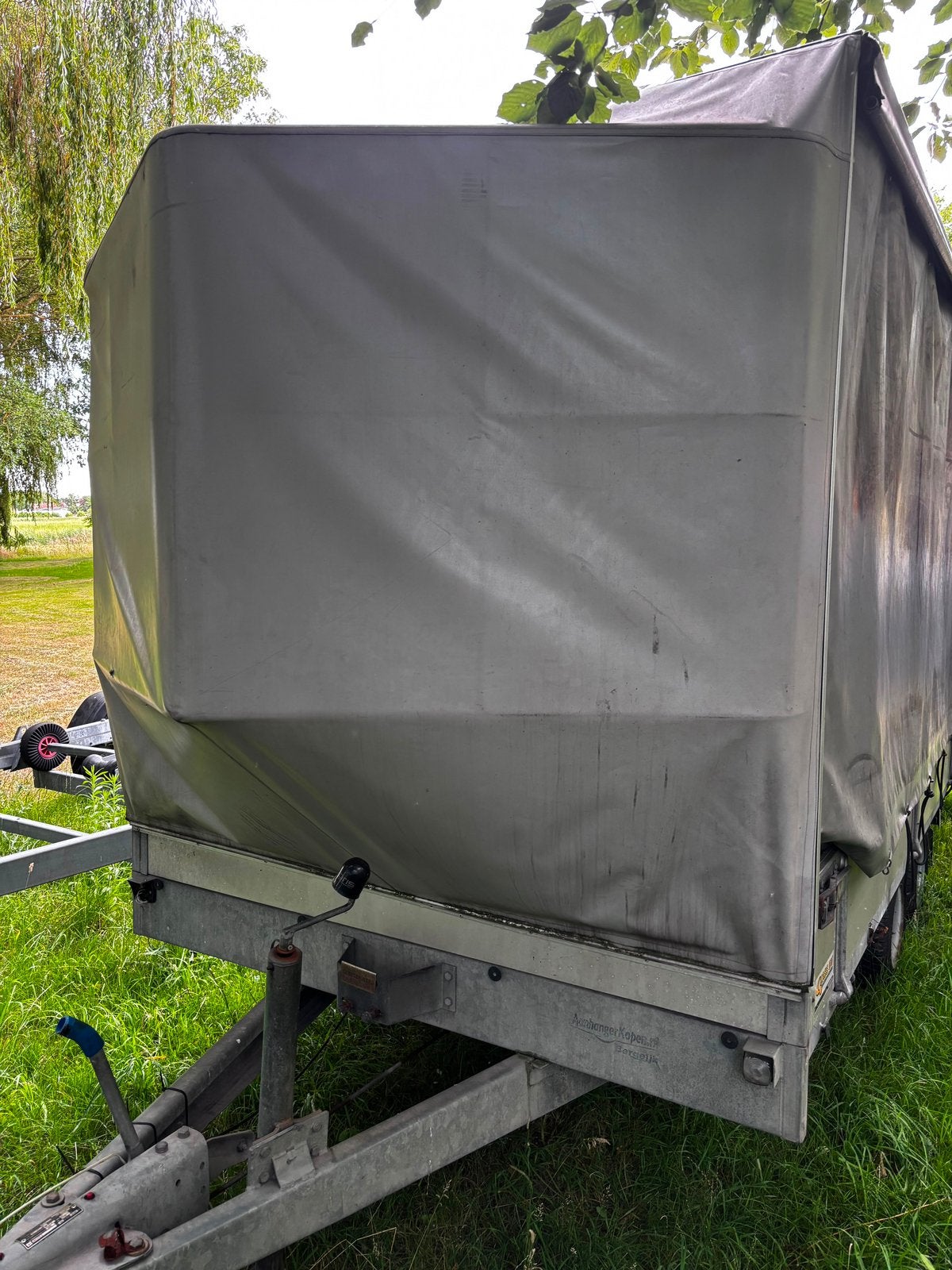 Gesloten aanhangwagen met huif Tandemasser 2140 kg laad, Auto diversen, Ophalen, Zo goed als nieuw