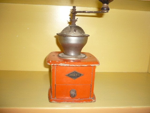 Mie18<> oude koffiemolen, Verzenden
