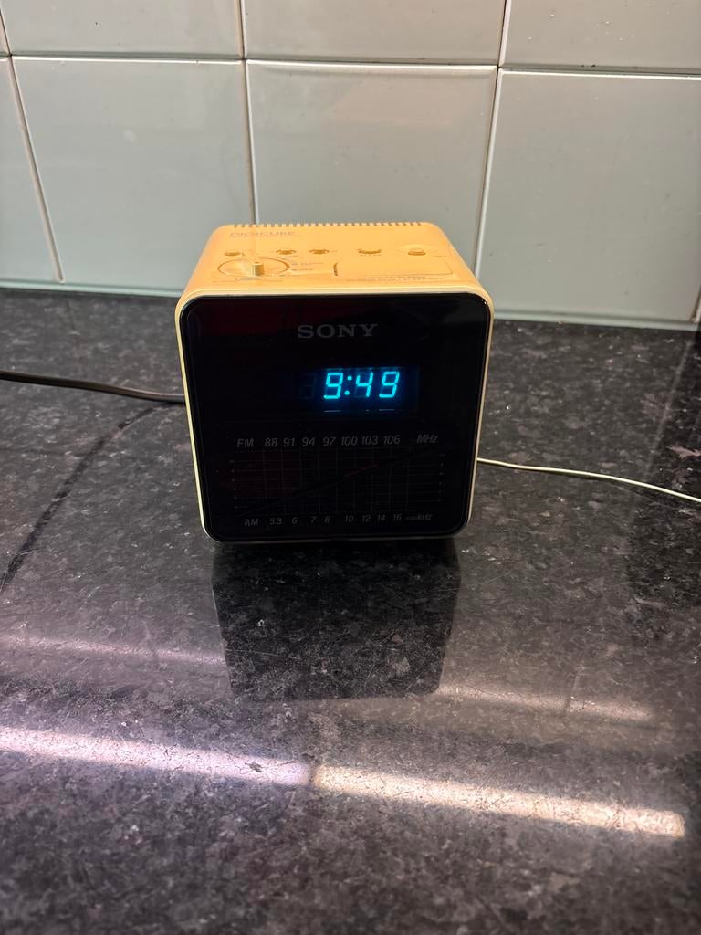 Vintage Sony DIGICUBE Klokradio - Werkt perfect!, Ophalen of Verzenden, Gebruikt