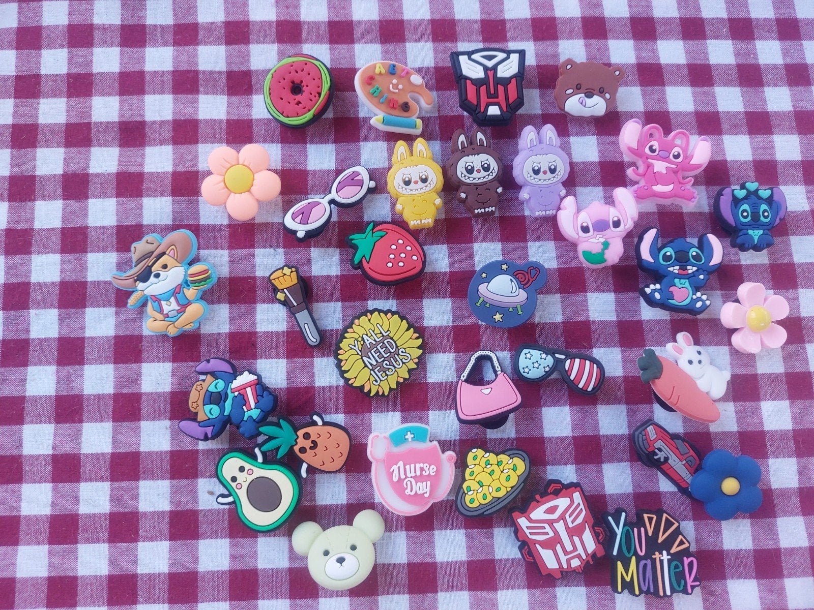 Crocs pins divers disney stitch labubu, Overige merken, Overige materialen, Nieuw, Ophalen of Verzenden