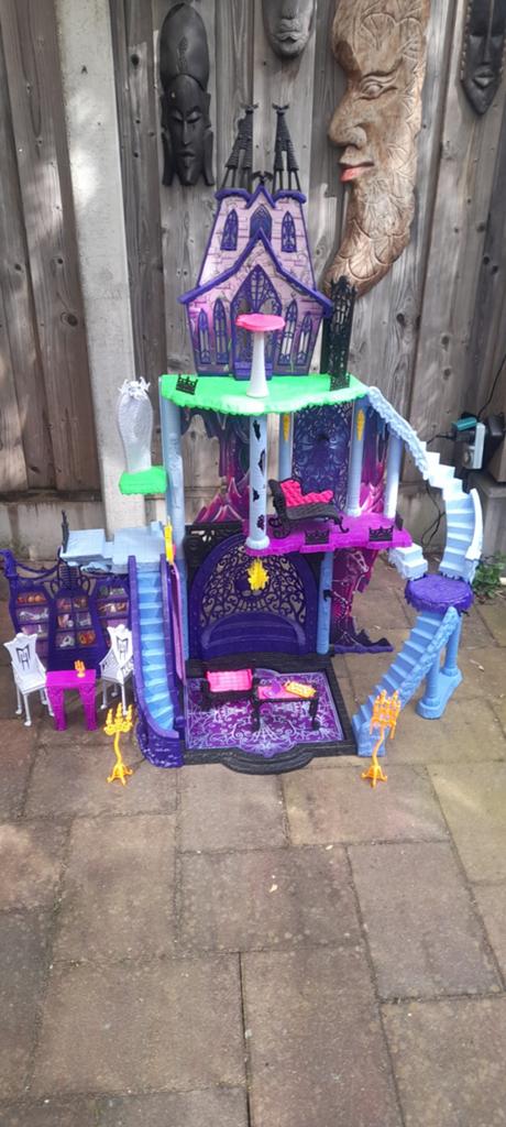 Monster High Freaky Fusion Catacombs, Kinderen en Baby's, Speelgoed | Poppenhuizen, Ophalen, Poppenhuis