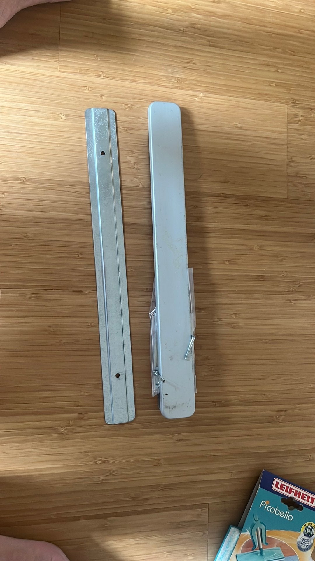 Magnetische muurhouder voor messen of gereedschap ikea, Ophalen, Gebruikt