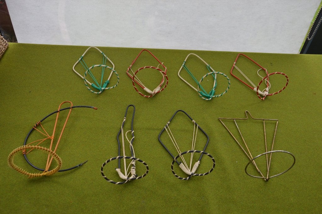 8 vintage muur plantenhangers jaren50 gemaakt van ijzerdraad, Ophalen of Verzenden, Huis en Inrichting