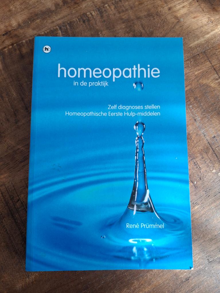Homeopathie in de praktijk - René Prümmel, Ophalen of Verzenden, Zo goed als nieuw, Kruiden en Alternatief, René Prümmel