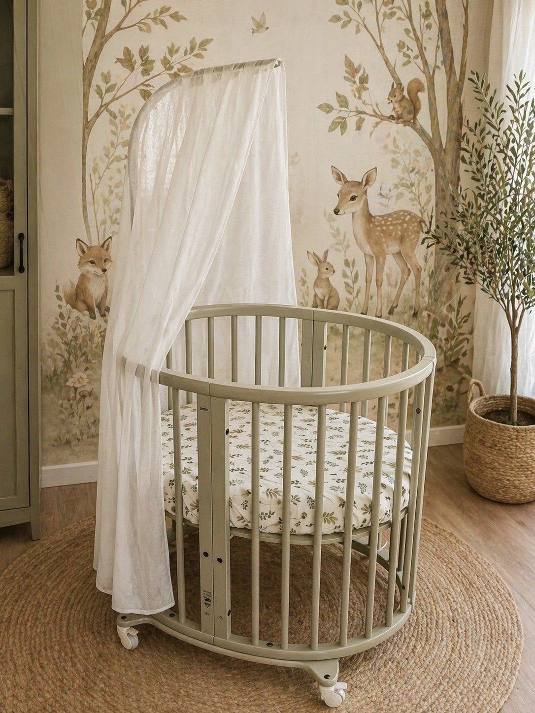 Stokke Sleepi WIEG en LEDIKANTJE Olijfgroen 2 matrassen, Ophalen, 70 tot 85 cm, Zo goed als nieuw, Minder dan 140 cm