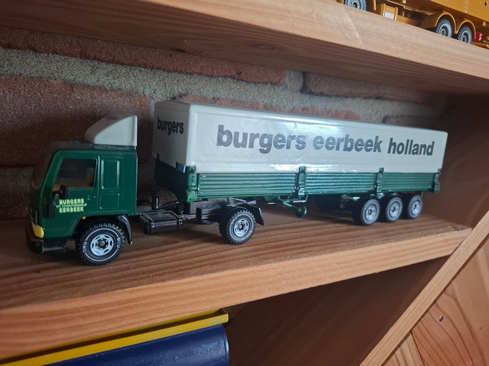 Siku Meppeler Volvo FL7 Burgers Eerbeek modelvrachtwagen, Hobby en Vrije tijd, Modelauto's | 1:50, Ophalen of Verzenden, Gebruikt