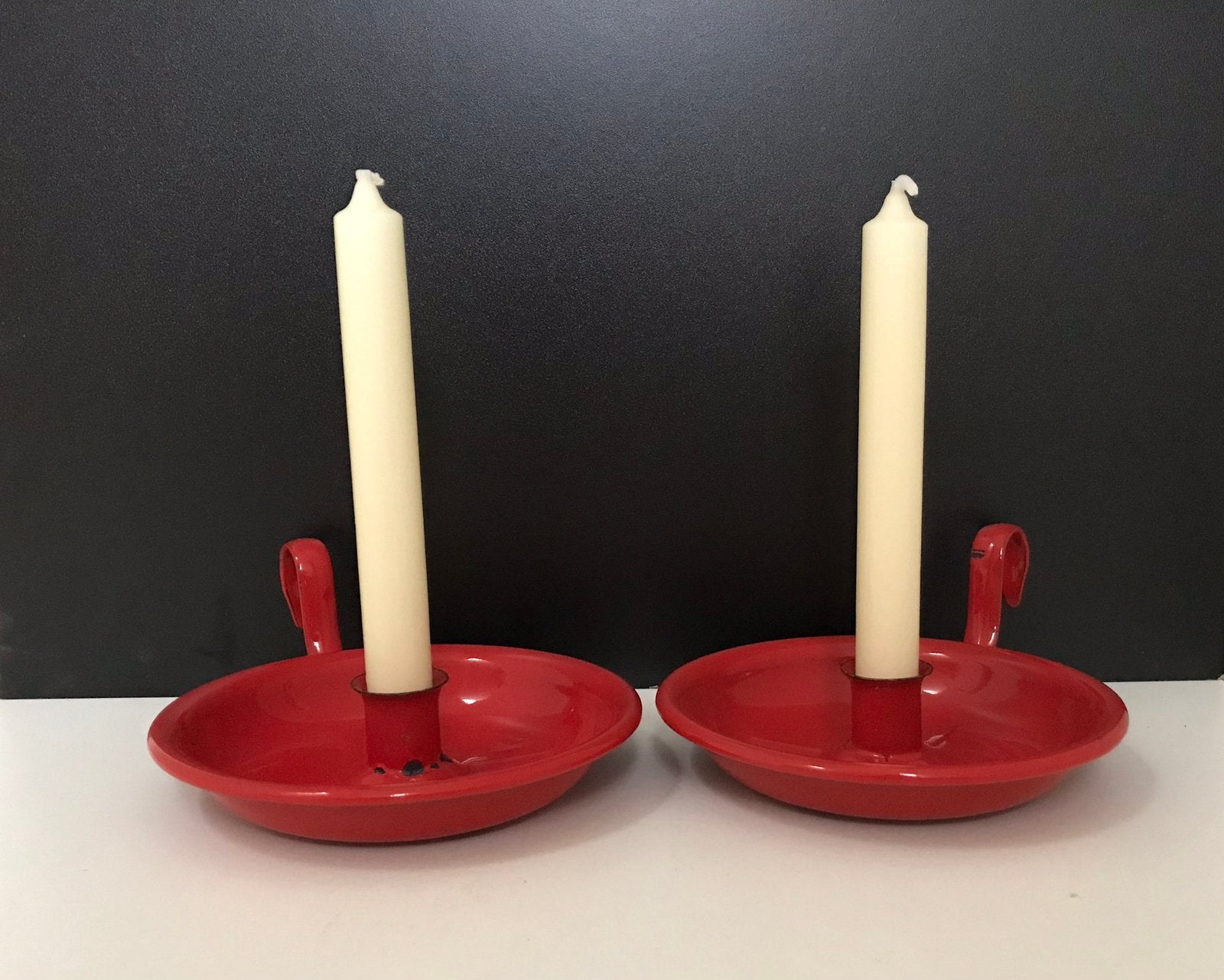 Mooie rode emaille blakers/ kaarsenstandaards, Ophalen, Overige materialen