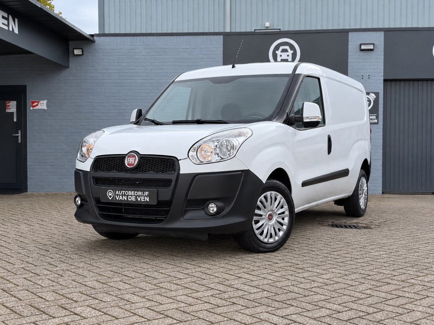 Fiat Doblò 1.4 L2H1 Maxi | PDC | 1e Eigenaar | 78 DKM, Voorwielaandrijving, Dealer onderhouden, Stof, Gebruikt