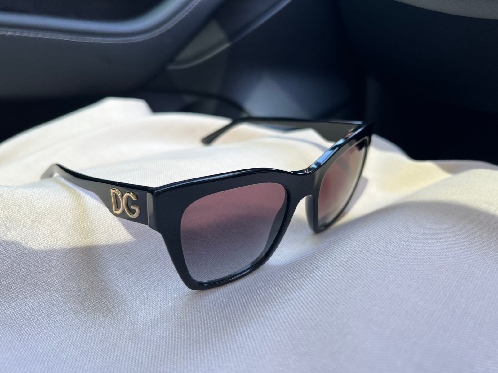 Dolce & Gabanna dames zonnebril, Ophalen of Verzenden, Zo goed als nieuw, Dolce & Gabbana