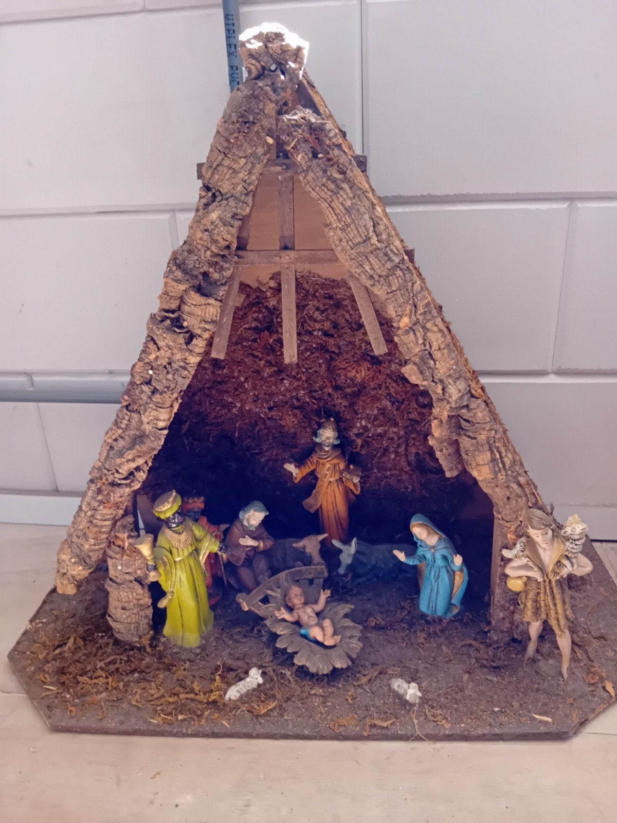 Kerststal kerstmis met kerstgroep 11 beeldjes, Verzenden