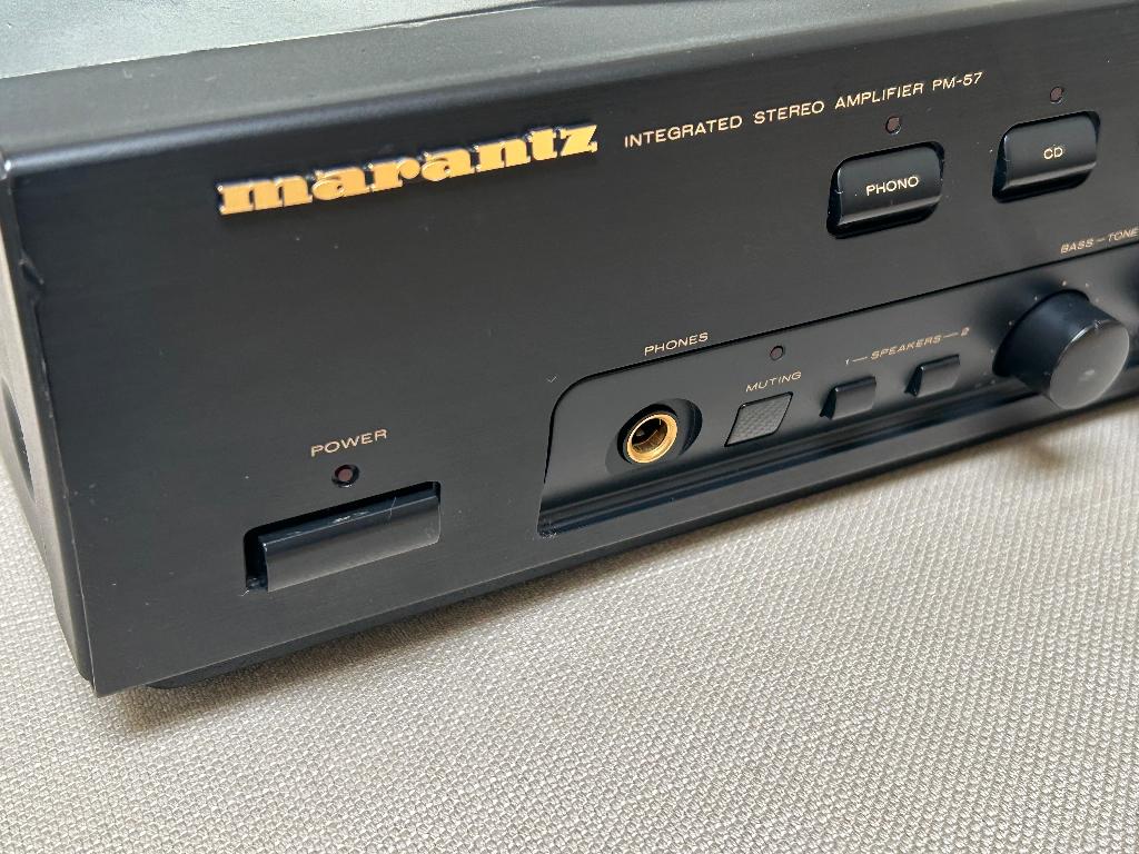 Marantz PM57 versterker met AB, Audio, Tv en Foto, Versterkers en Receivers, Zo goed als nieuw, Ophalen, Marantz, Minder dan 60 watt