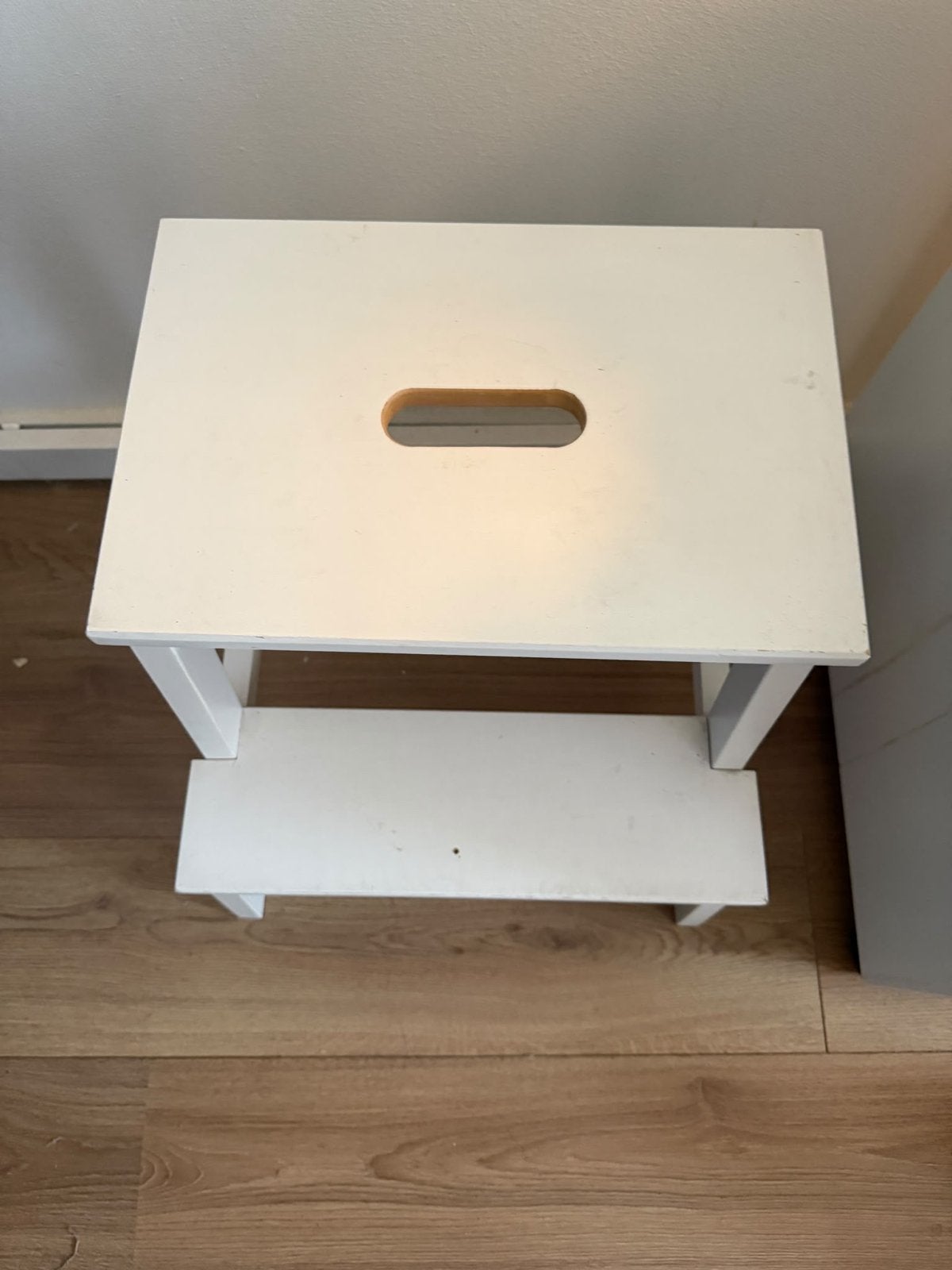 IKEA krukje/opstapje wit, Ophalen, Gebruikt, Hout