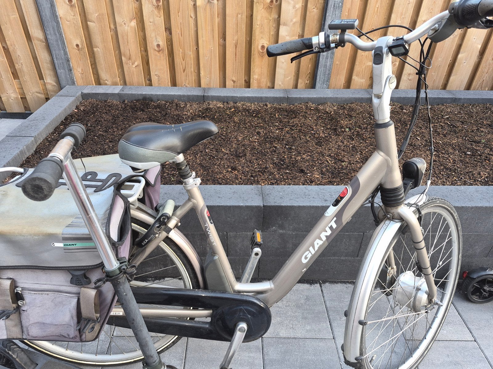 Giant Twist E-bike - Comfortabele elektrische fiets, Ophalen, Gebruikt