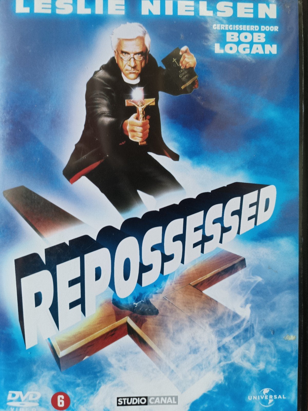 Repossessed Dvd NL ZGAN Leslie Nielsen ZELDZAAM, Ophalen of Verzenden, Zo goed als nieuw, Vanaf 6 jaar, Actiekomedie