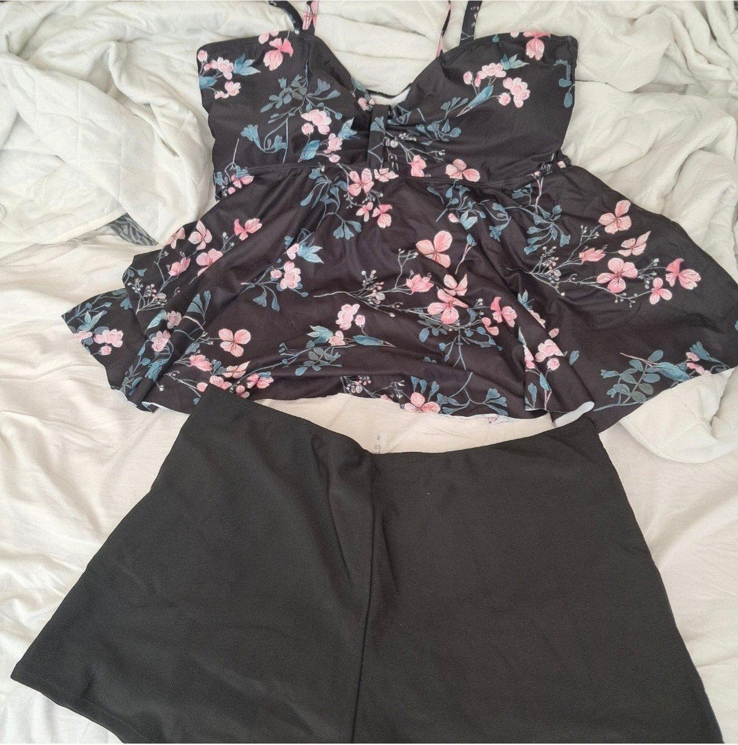 Nieuwe Tankini Set Bloemenprint Top & Zwarte Zwemshort 4XL, Kleding | Dames, Ophalen, Nieuw, Overige kleuren, Bikini