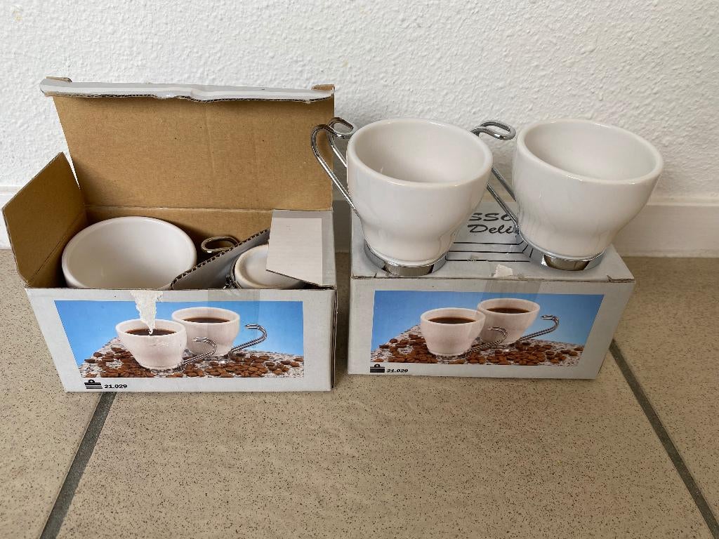 2 nieuwe sets Espresso kopjes, Huis en Inrichting, Keuken | Servies, Ophalen of Verzenden, Nieuw, Overige stijlen, Kop(pen) en/of Schotel(s)