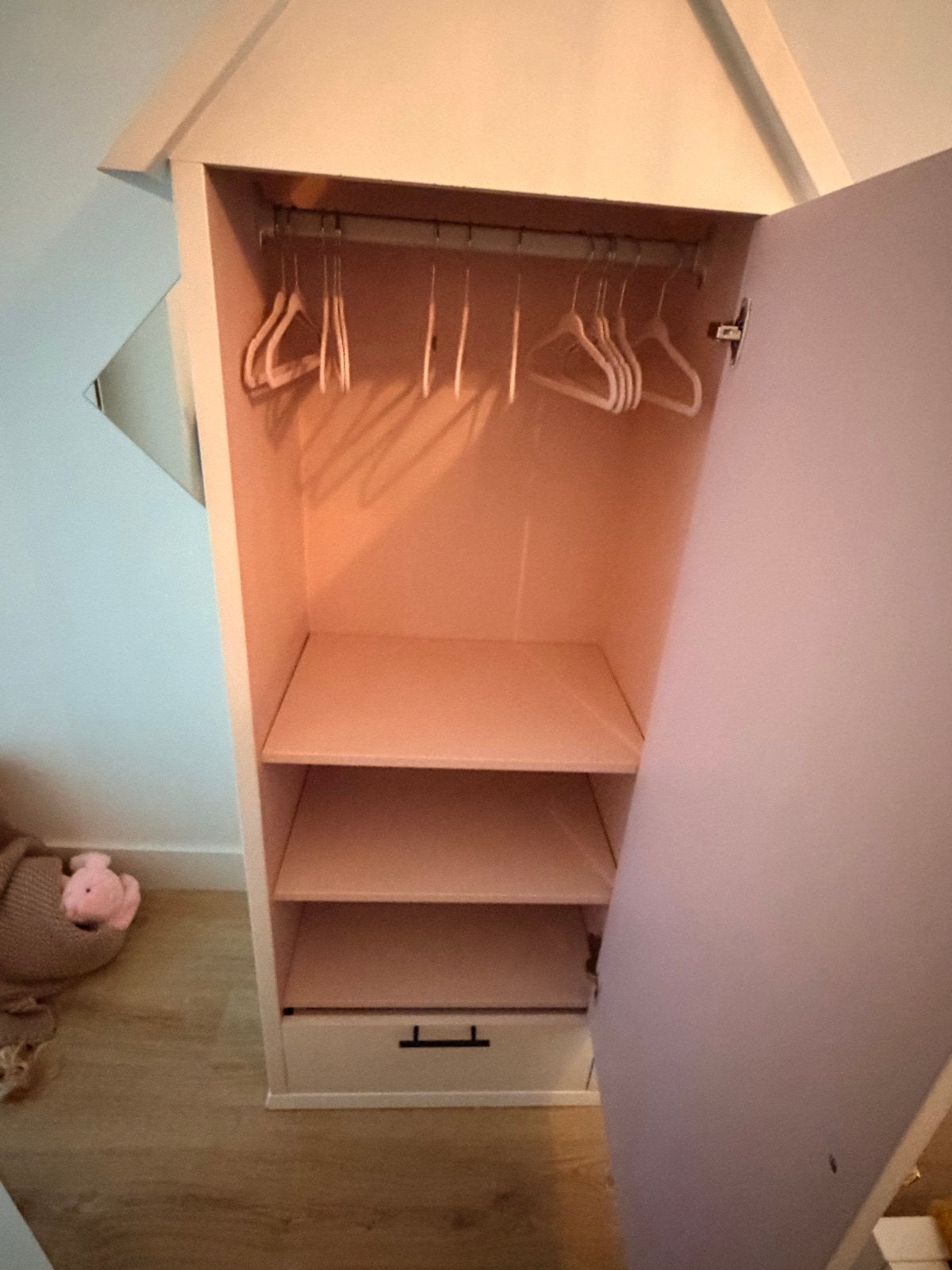 Leuke witte kinderkast met hartje en lade, Ophalen, Gebruikt, 105 cm of meer, Minder dan 50 cm
