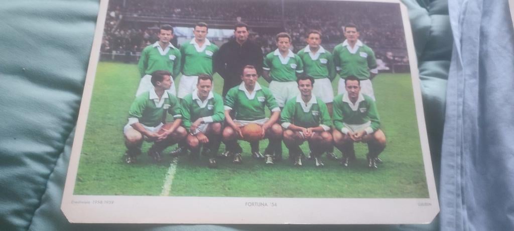 Esso club foto seizoen 1958/59. Zit jouw club er tussen, Verzamelen, Ophalen of Verzenden, Feyenoord, Spelerskaart