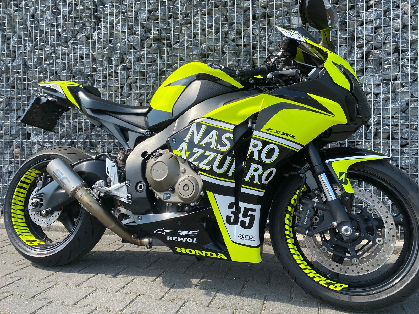 Honda CBR Fireblade met Akrapovic uitlaat, Sportuitlaat, 4 cilinders, Motorrijbewijs A, Gebruikt
