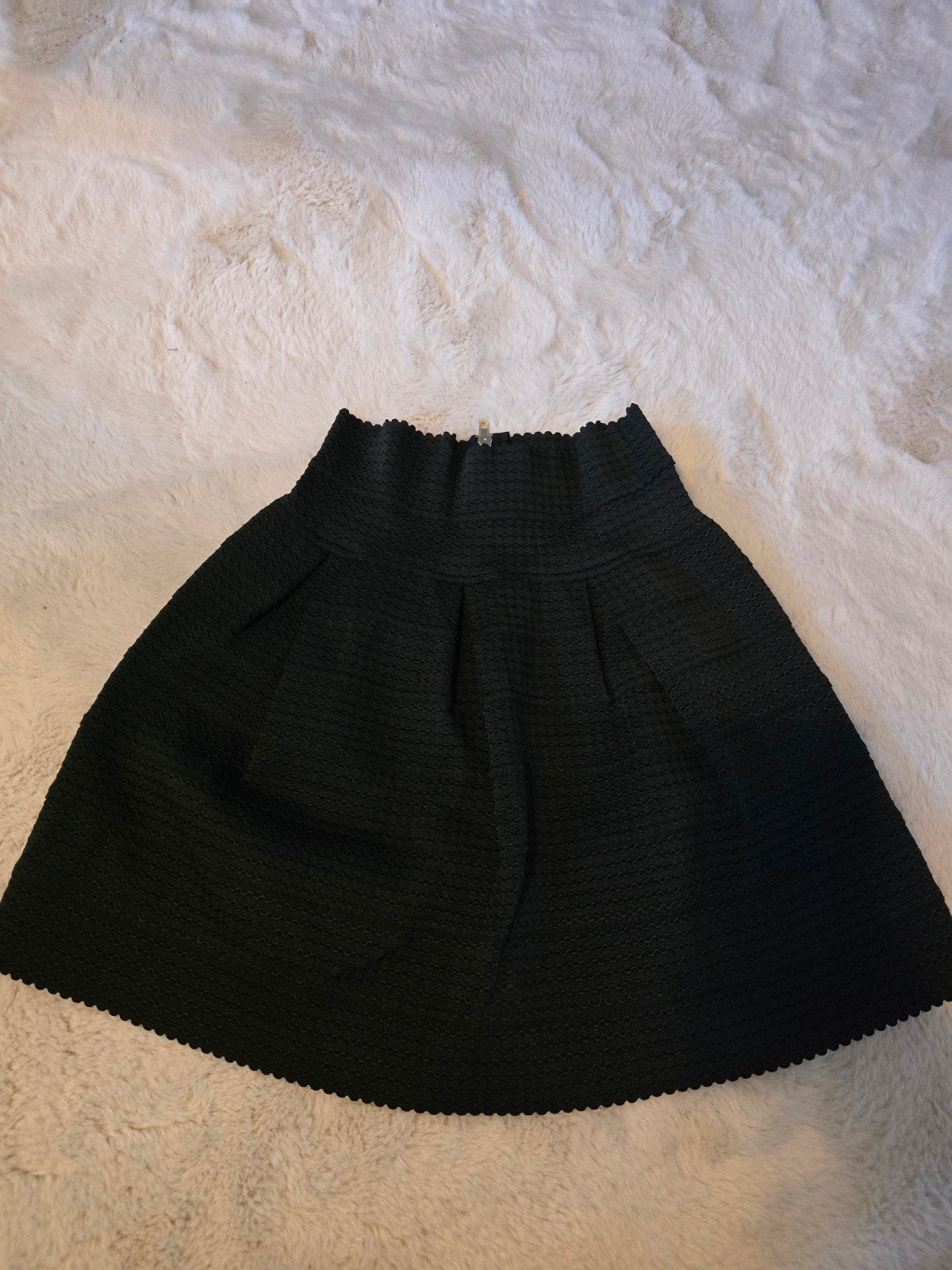 Zwart gerimpeld rokje met rits - Golden Days Paris, Kleding | Dames, Rokken, Verzenden, Zwart, Nieuw, Maat 36 (S)