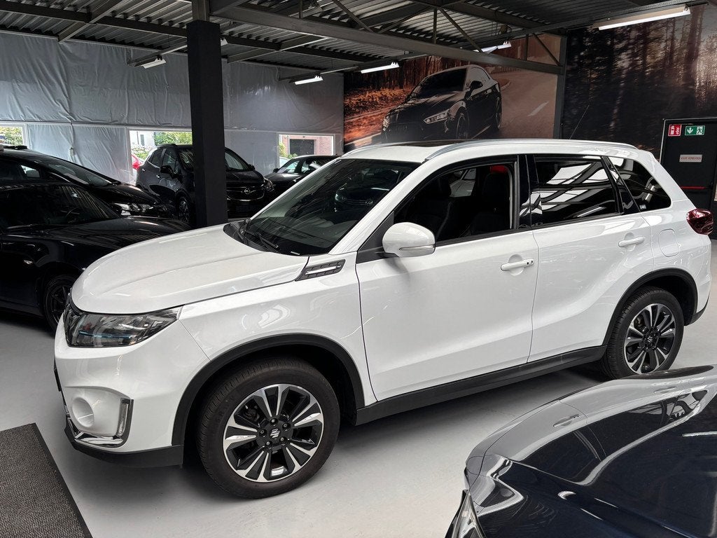 Suzuki VITARA 1.4 Boosterjet Style Smart Hybrid / Carplay /, Auto's, Suzuki, Gebruikt, 4 cilinders, Wit, Bedrijf