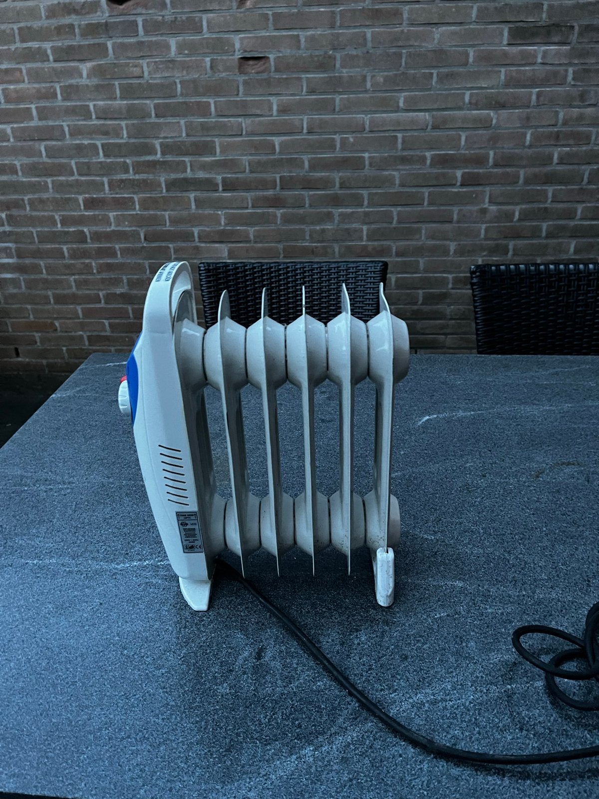 ELRO Oliegevulde Mini Radiator - Werkt uitstekend, Ophalen, Gebruikt, Minder dan 30 cm, Radiator