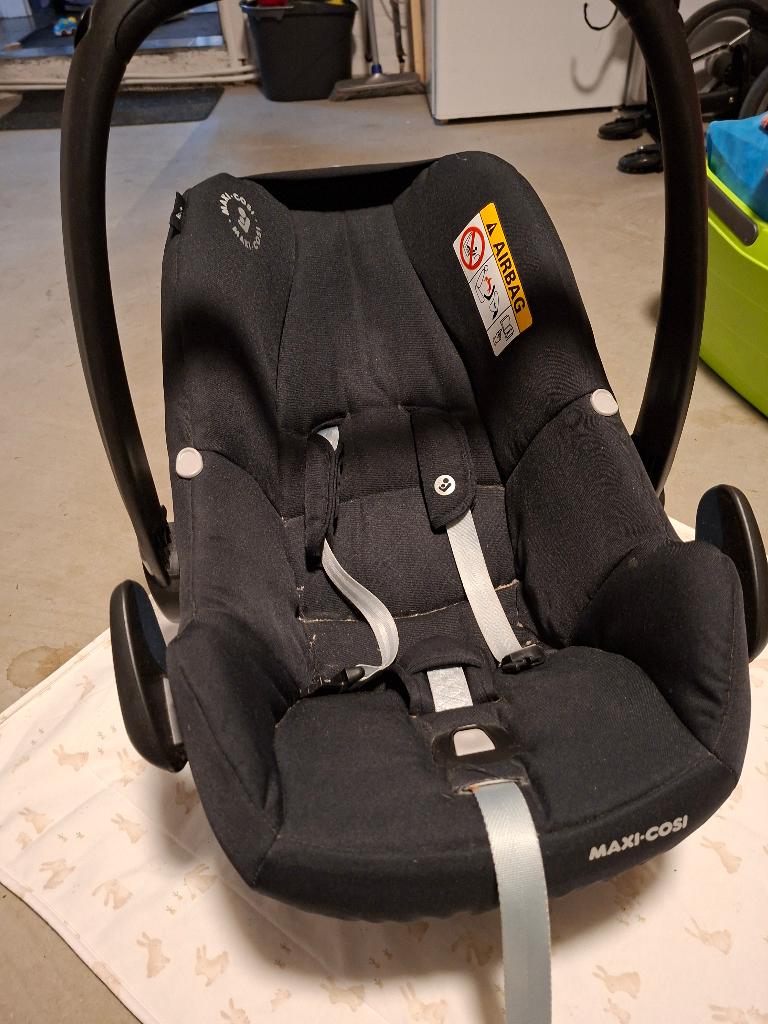 Maxi Cosi Rock 45-75cm Autostoeltje, Autogordel of Isofix, Gebruikt, Ophalen of Verzenden, 0 t/m 13 kg