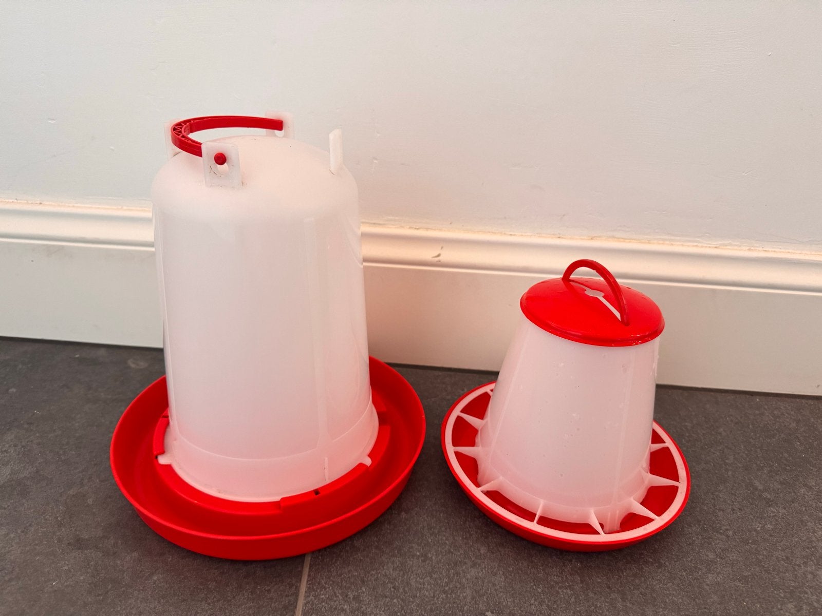 Water en voersilo, Ophalen of Verzenden, Zo goed als nieuw, Drinken en Voederen