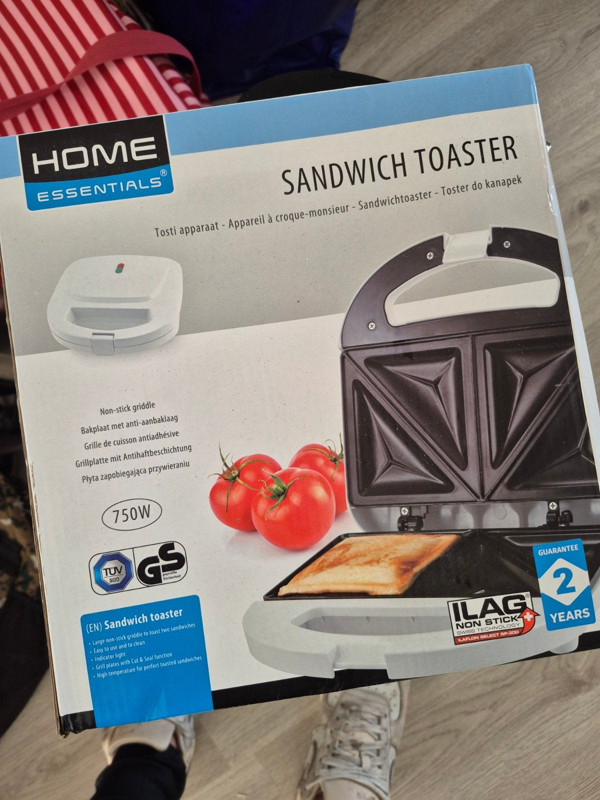 Home Essentials Sandwich Toaster - Nieuw in doos, Overige typen, Nieuw, Ophalen of Verzenden, Metaal
