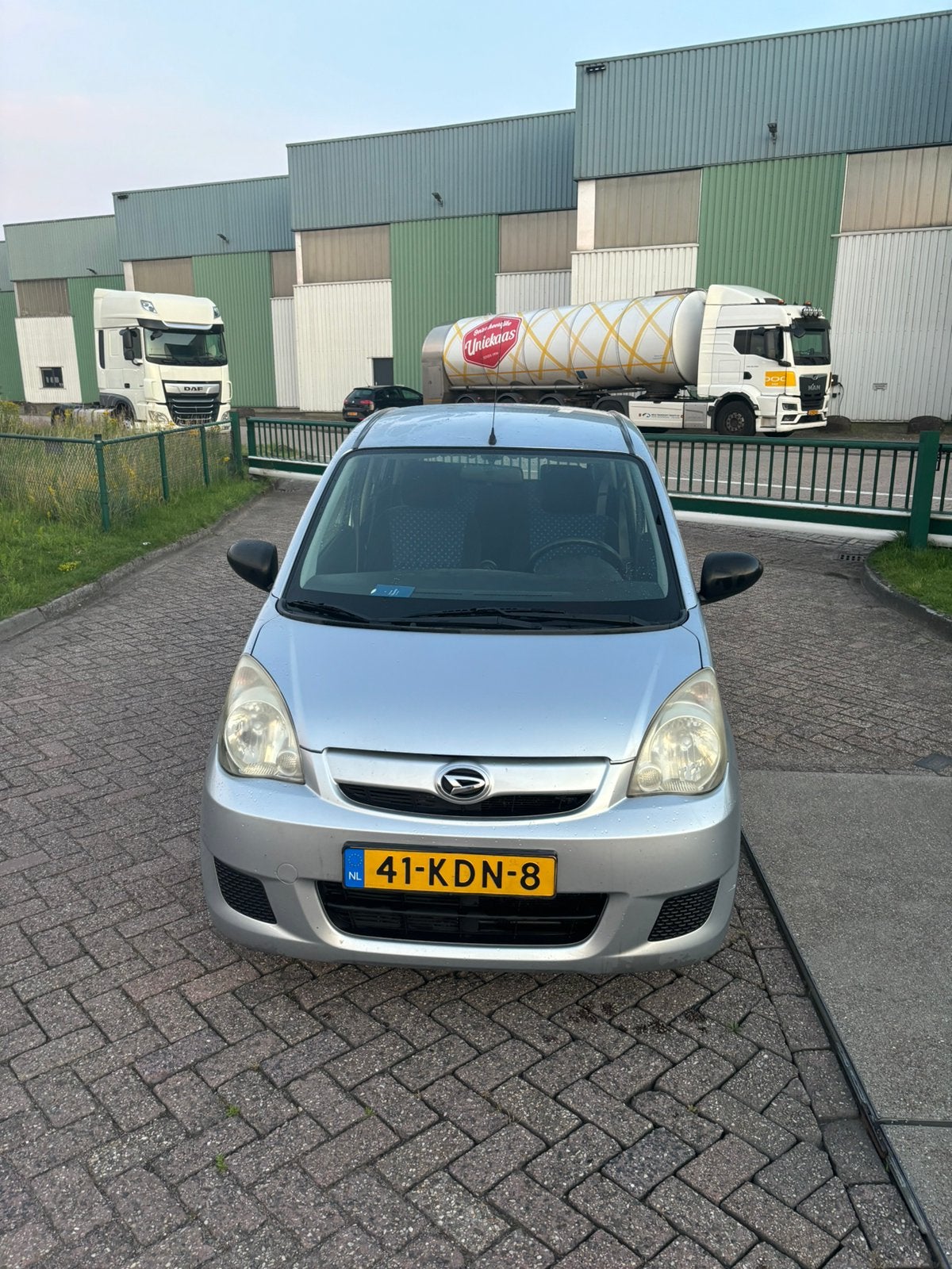 Daihatsu Cuore 1.0 5D 2009 Grijs NAP APK, Voorwielaandrijving, Stof, 600 kg, Zwart