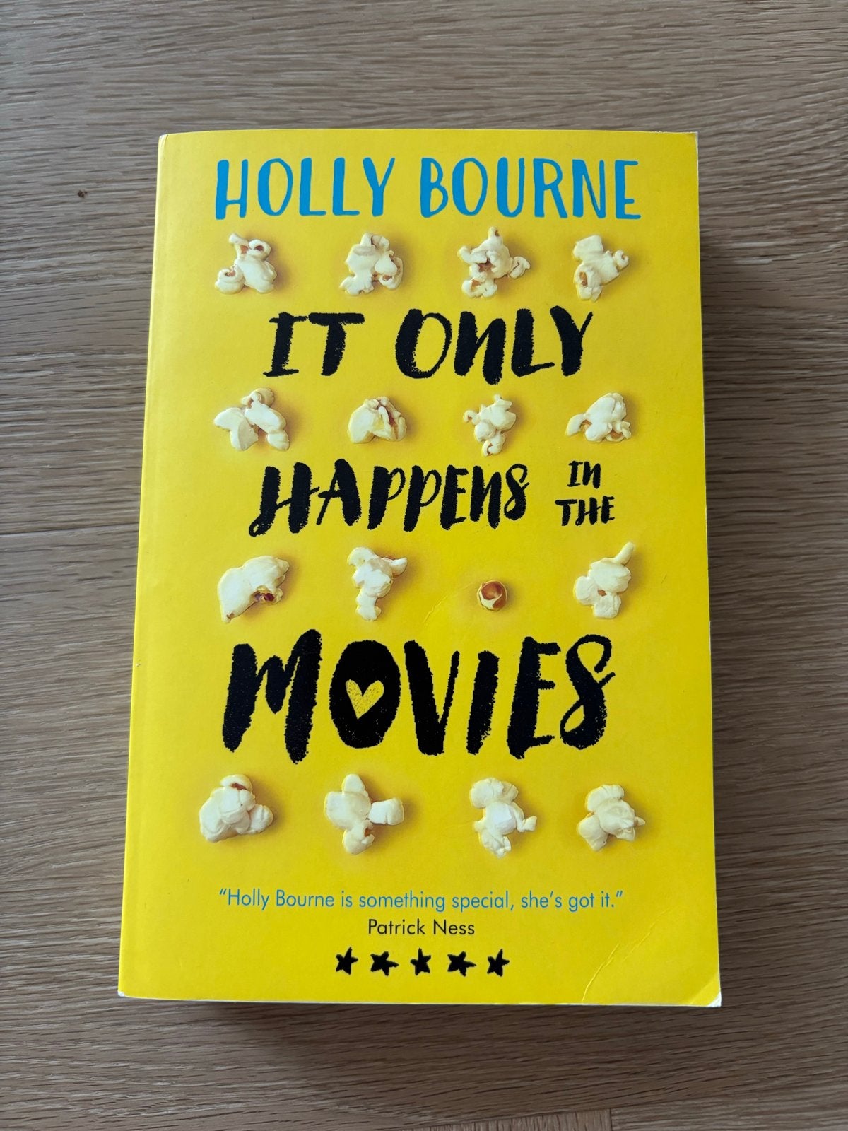 It Only Happens in the Movies - Holly Bourne (Engels), Boeken, Ophalen of Verzenden, Gelezen