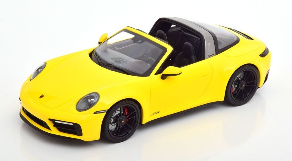 Foto 9 van Porsche 911 (992) Targa 4 GTS 2021 1:18 (nieuw)