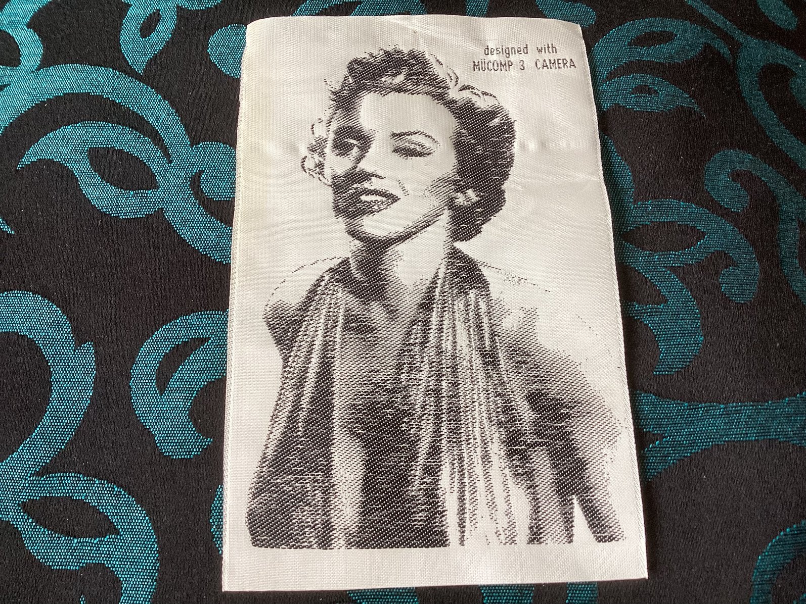 Marilyn Monroe geweven print op zijde,10x16, zwart wit,film., Ophalen of Verzenden, 1960 tot 1980, Overige onderwerpen
