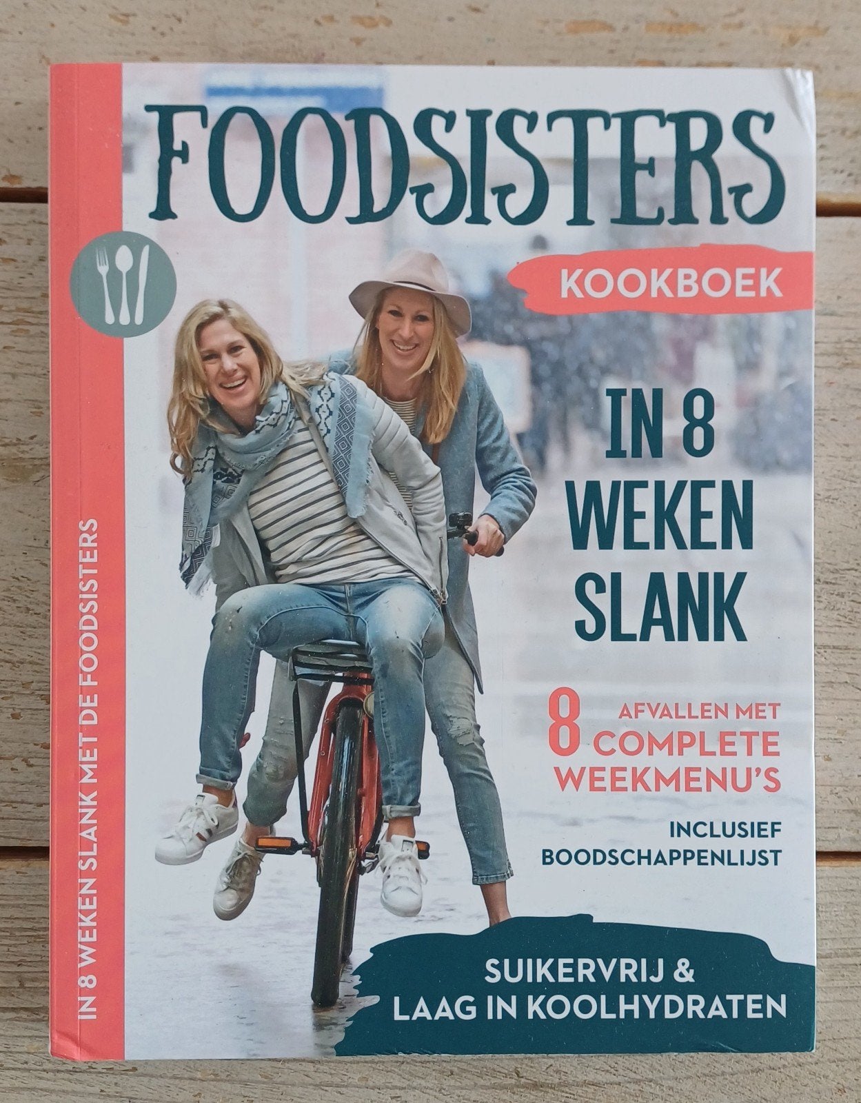 Foodsisters - In 8 weken slank, Ophalen of Verzenden, Zo goed als nieuw, Janneke en Amande Koeman