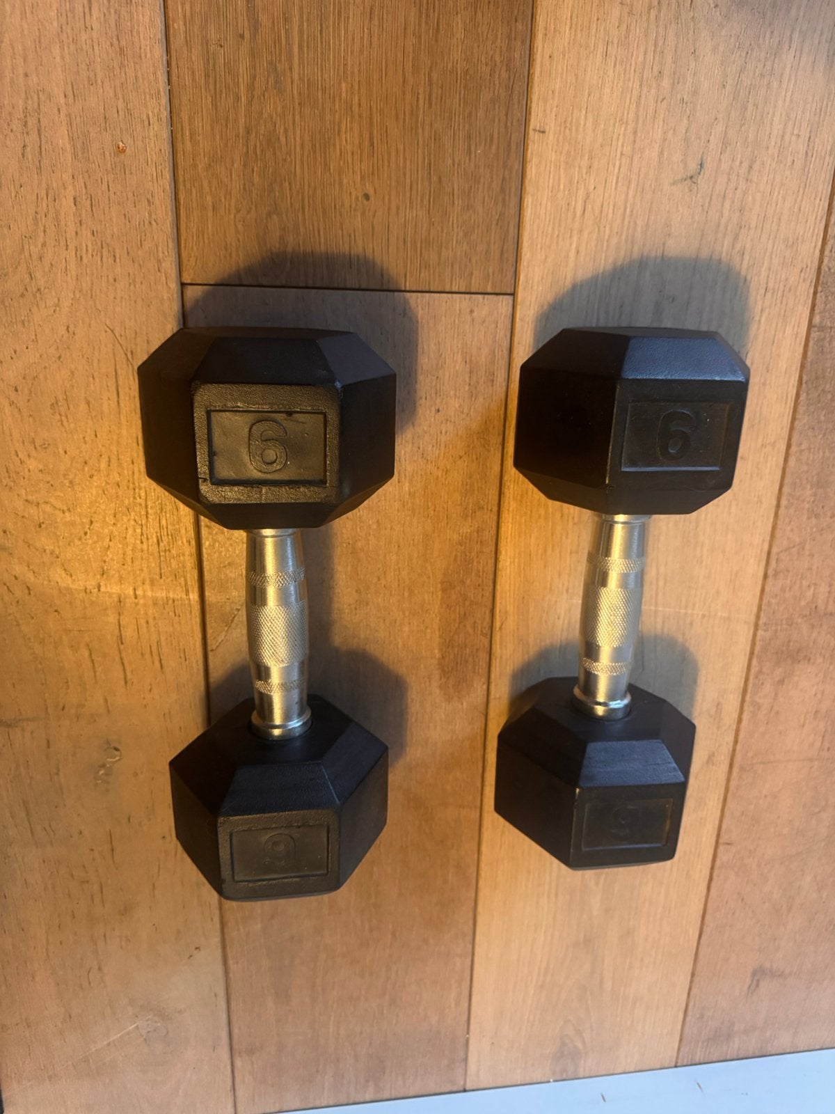 Set 9 kilo hex dumbbells, Ophalen, Zo goed als nieuw, Netvoeding, Minder dan 50 watt