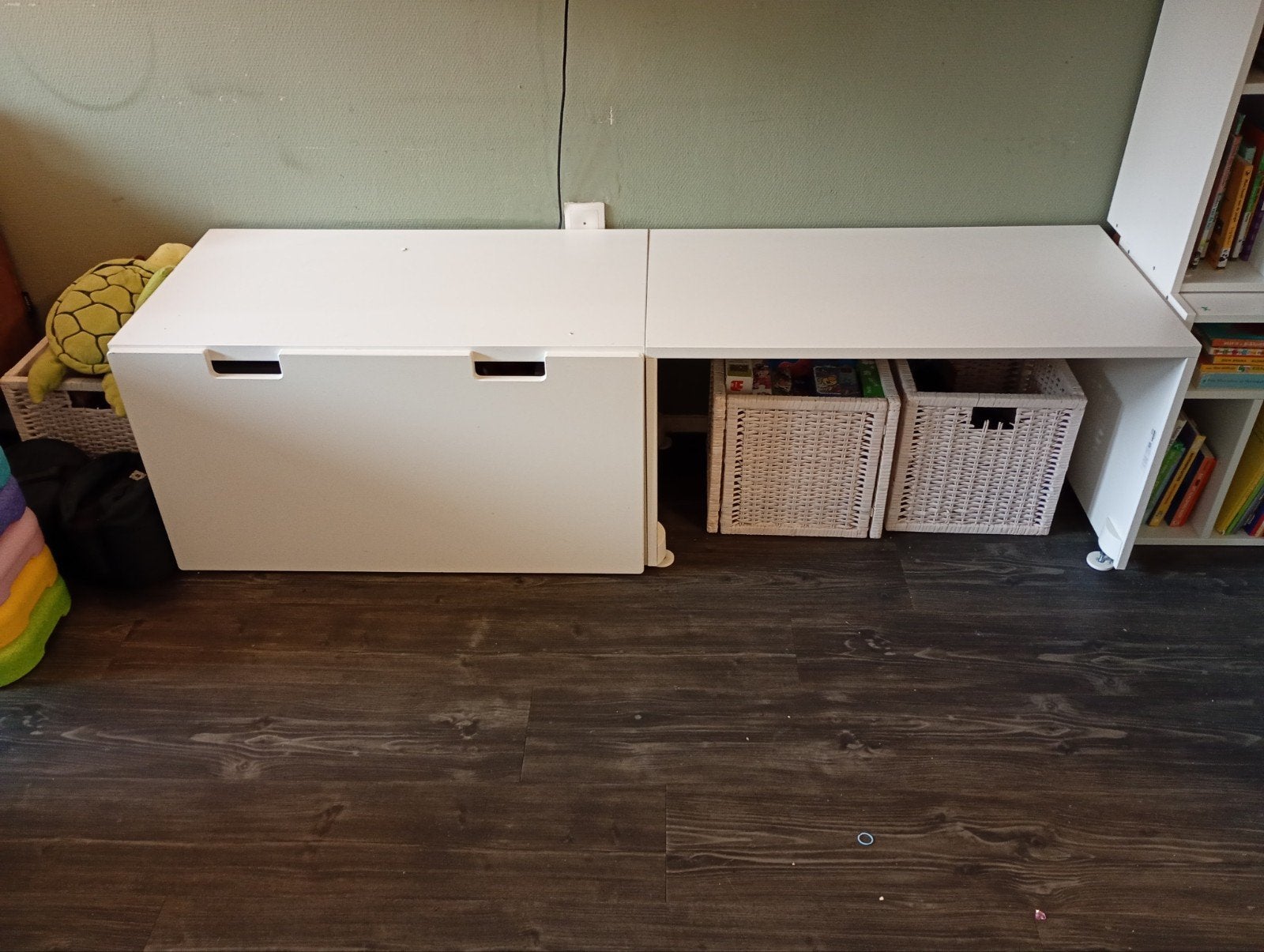 Ikea Stuva/Smastad bureautjes met lade, Huis en Inrichting, Bureaus, Ophalen, Met lades, Gebruikt, IKEA