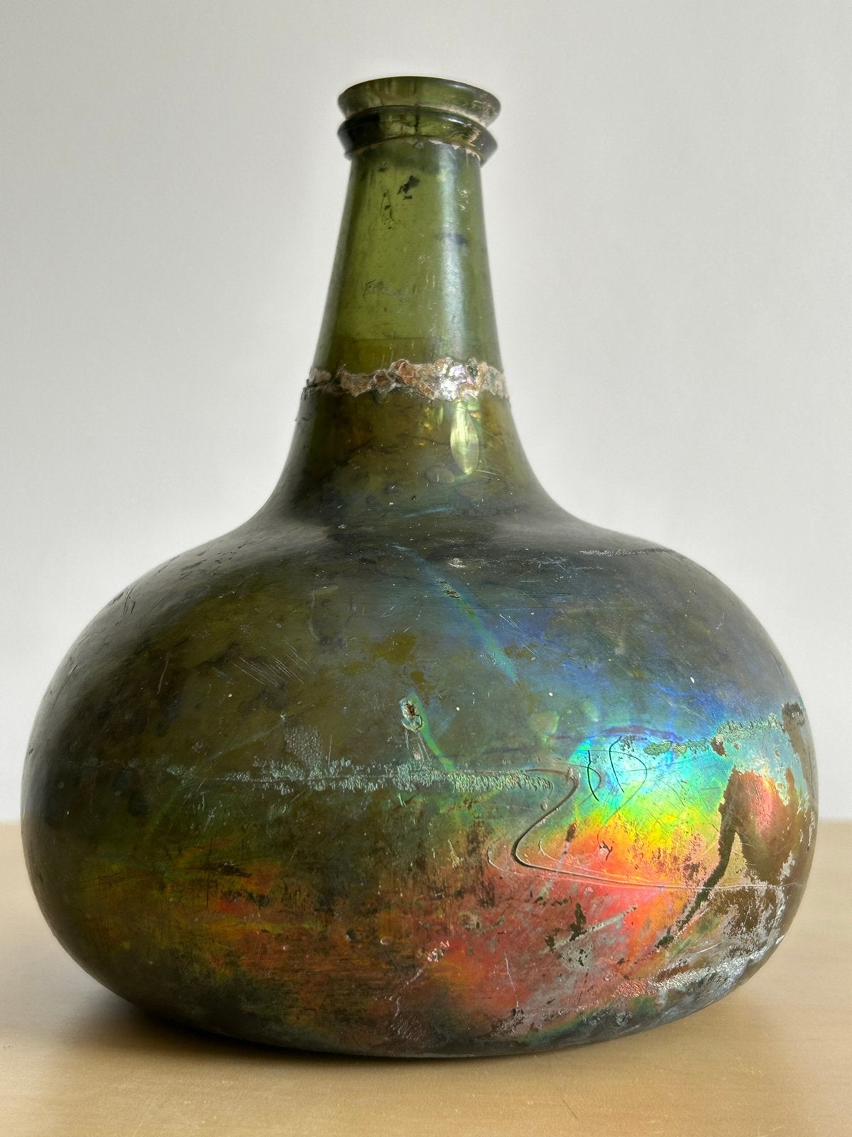 Bodemvondst antiek glas fles kattenkop 1700, Ophalen of Verzenden