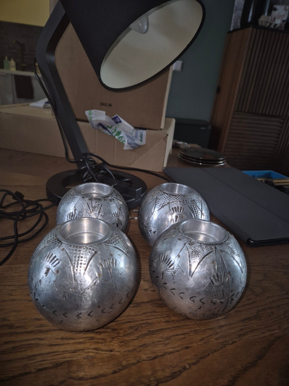 Set van 4 metalen waxinelichthouders, zilverkleurig, Gebruikt, Overige merken, Waxinelichthouder, Ophalen of Verzenden
