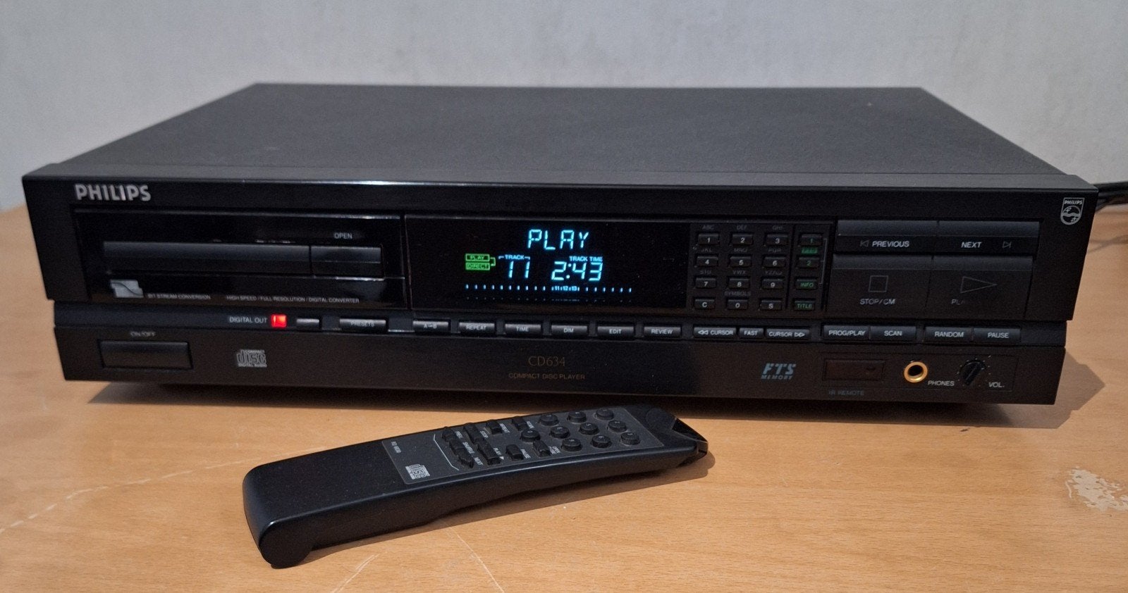 Philips CD 634 CD-speler met afstandsbediening, Ophalen of Verzenden, Gebruikt, Philips