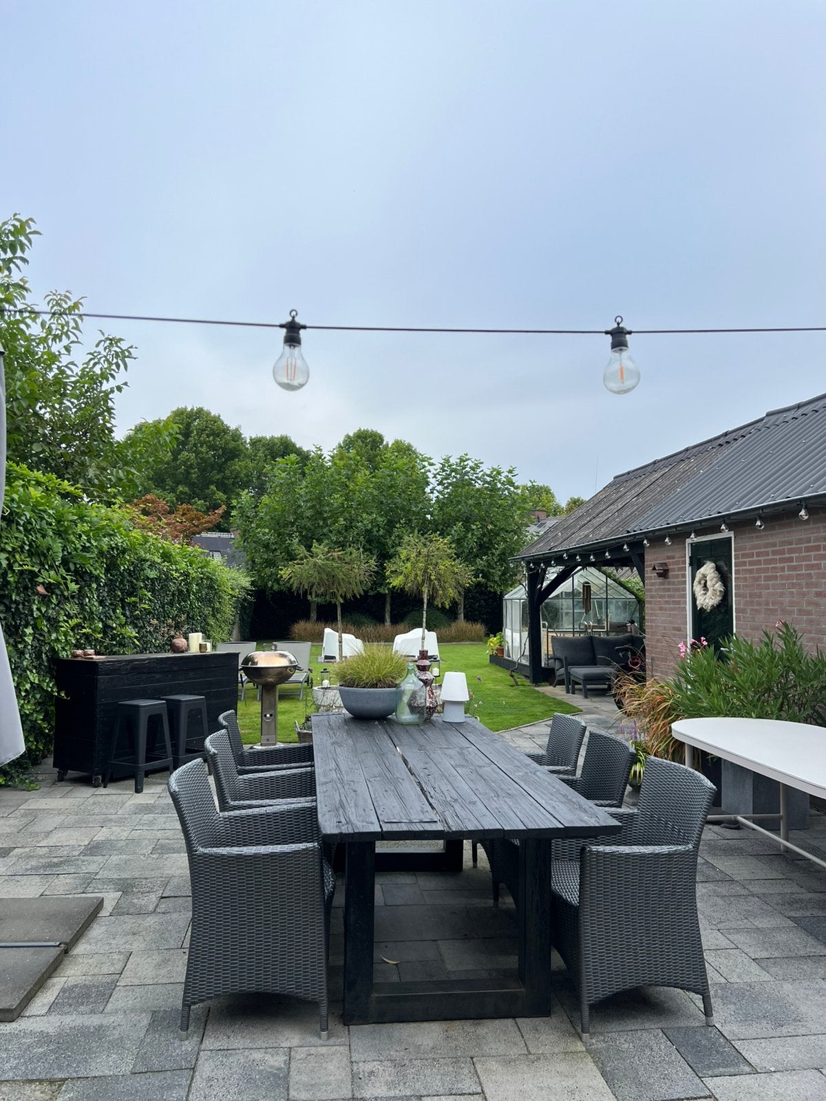 Foto 7 van Grote robuuste tuintafel 247x99 van steigerhout