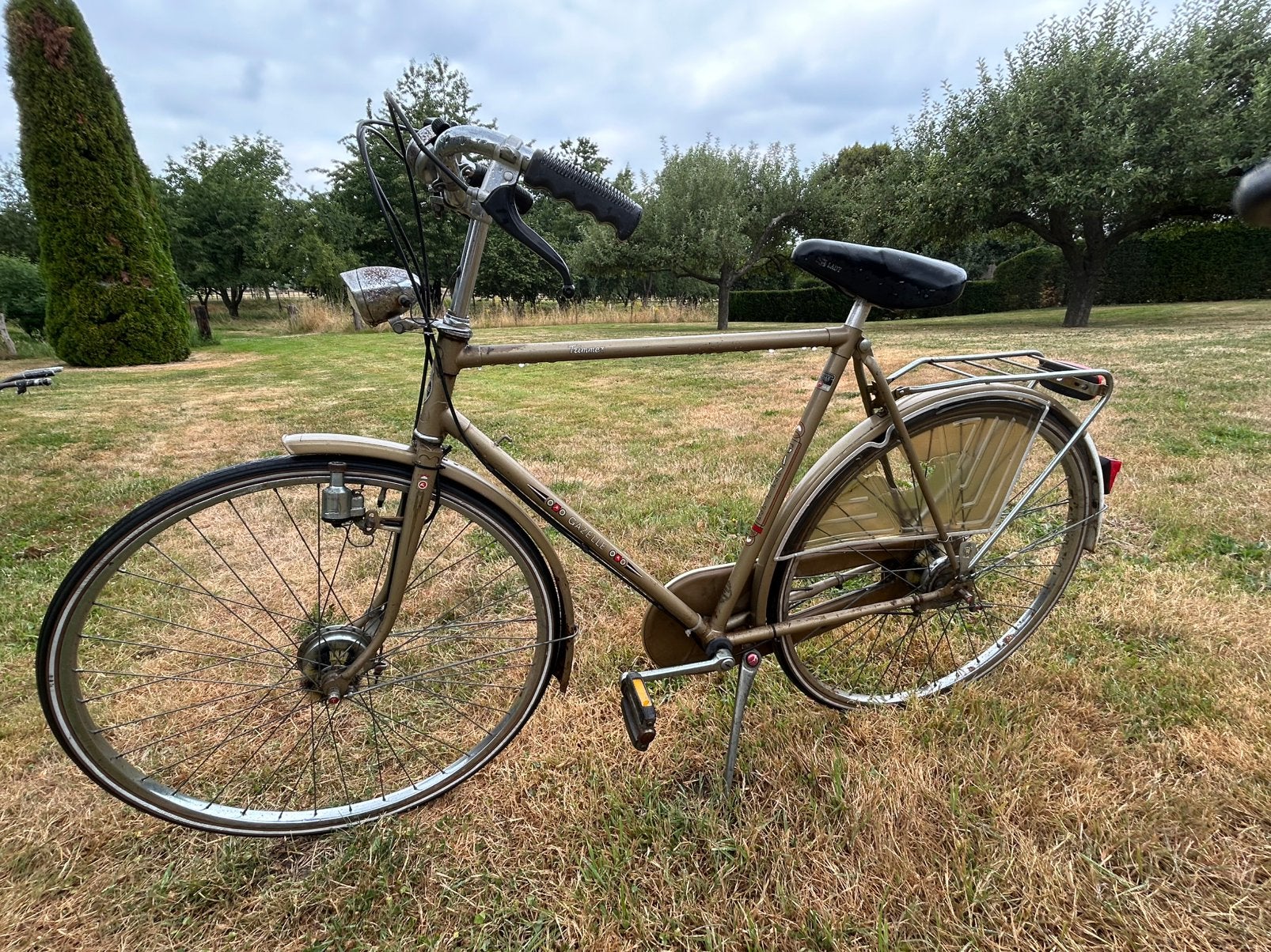 Gazelle herenfiets “Trimmer”, Fietsen en Brommers, Fietsen | Oldtimers, Ophalen, Trommelrem, Jaren '60 of nieuwer